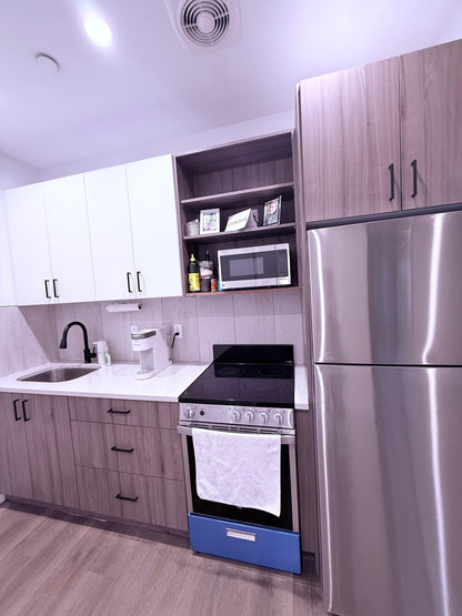 Room for rent with private bathroom and laundry — Only one woman lives in the apartment.