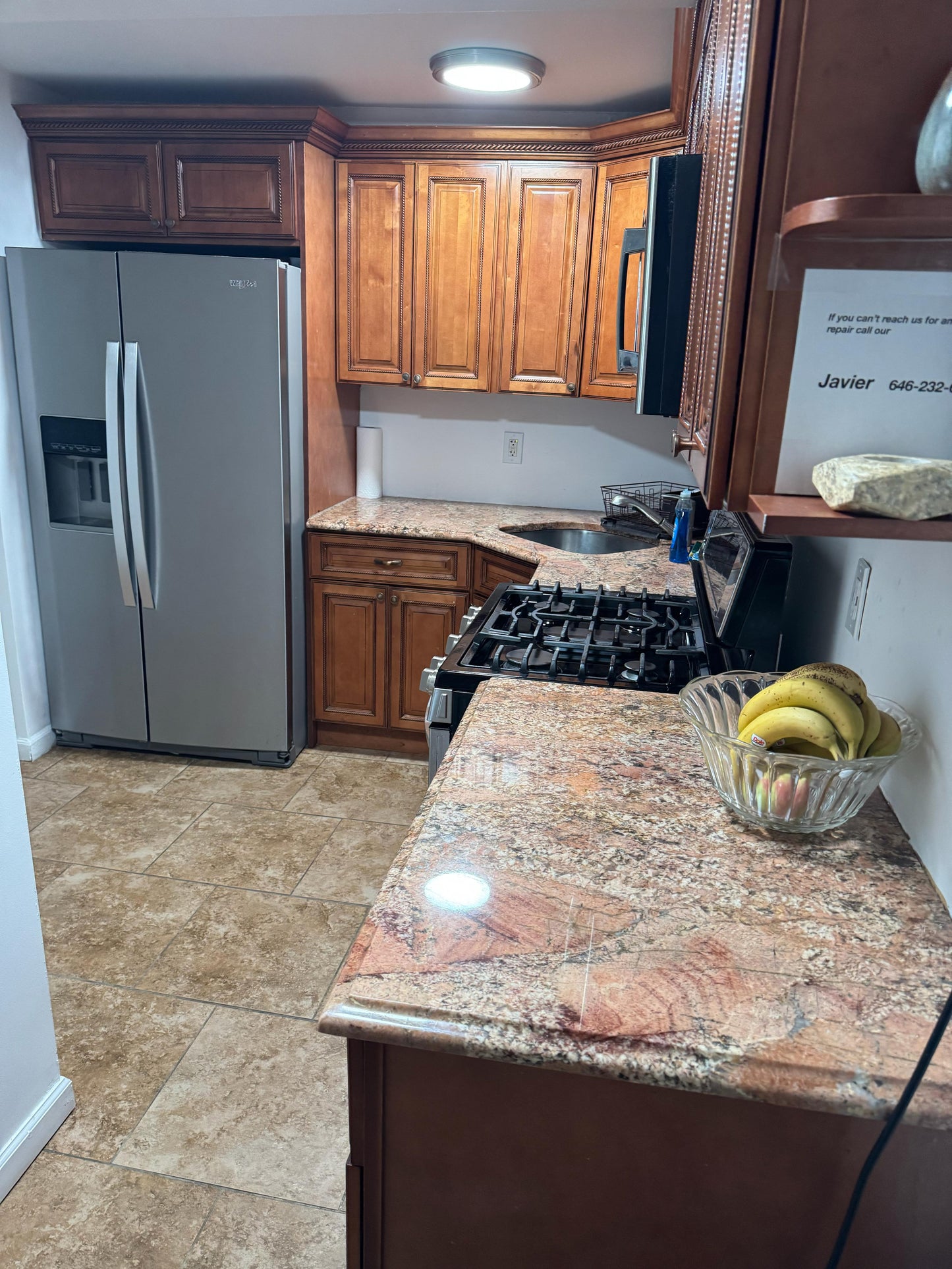 Private Room for rent in City Island!