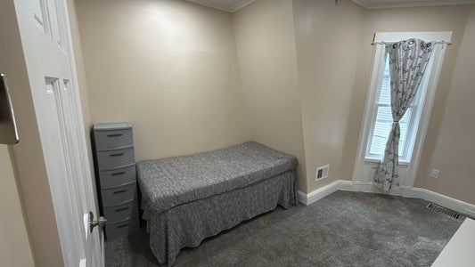 Habitación privada en Richmond Hill!