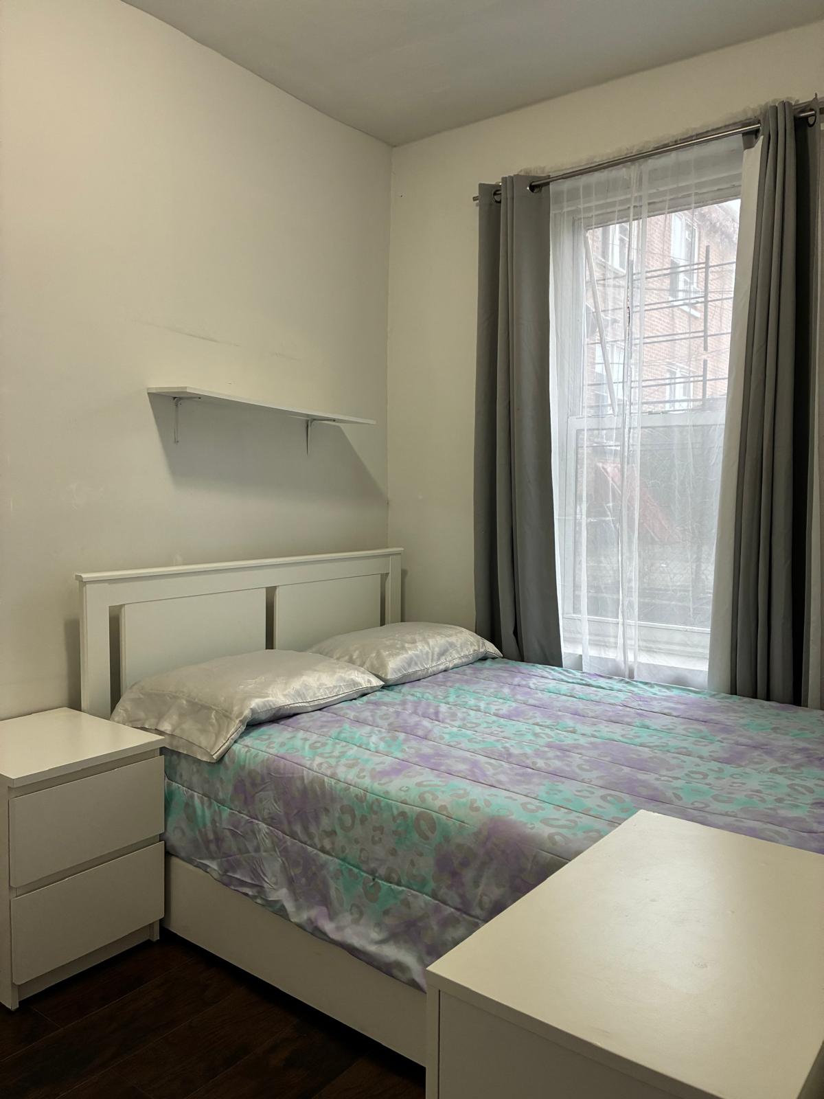 Furnished room in Jackson Heights, close to everything
