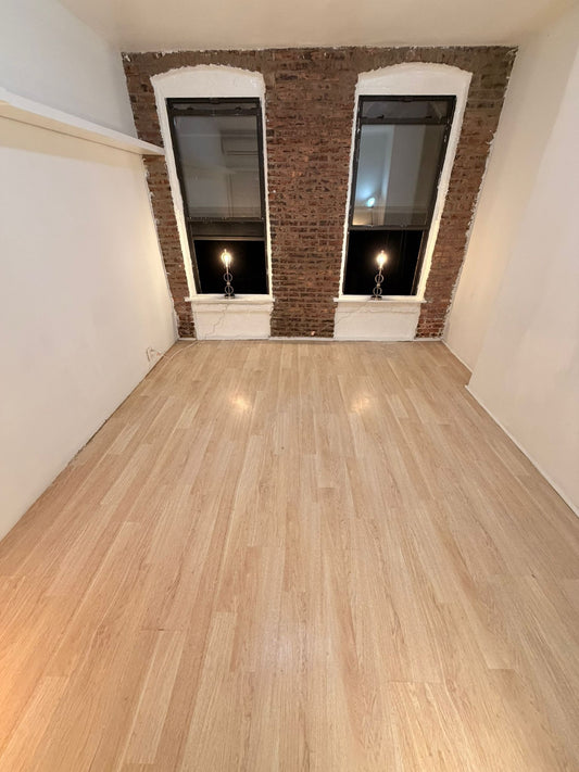 Private Room in Greenpoint!