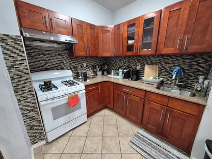 Se renta habitación privada en Jackson Heights!