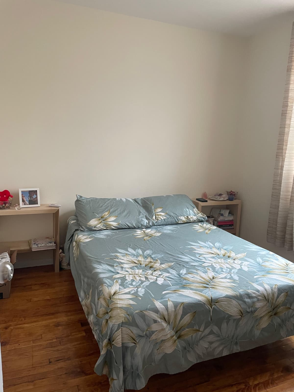 Se renta habitación para mujer en Jackson Heights!