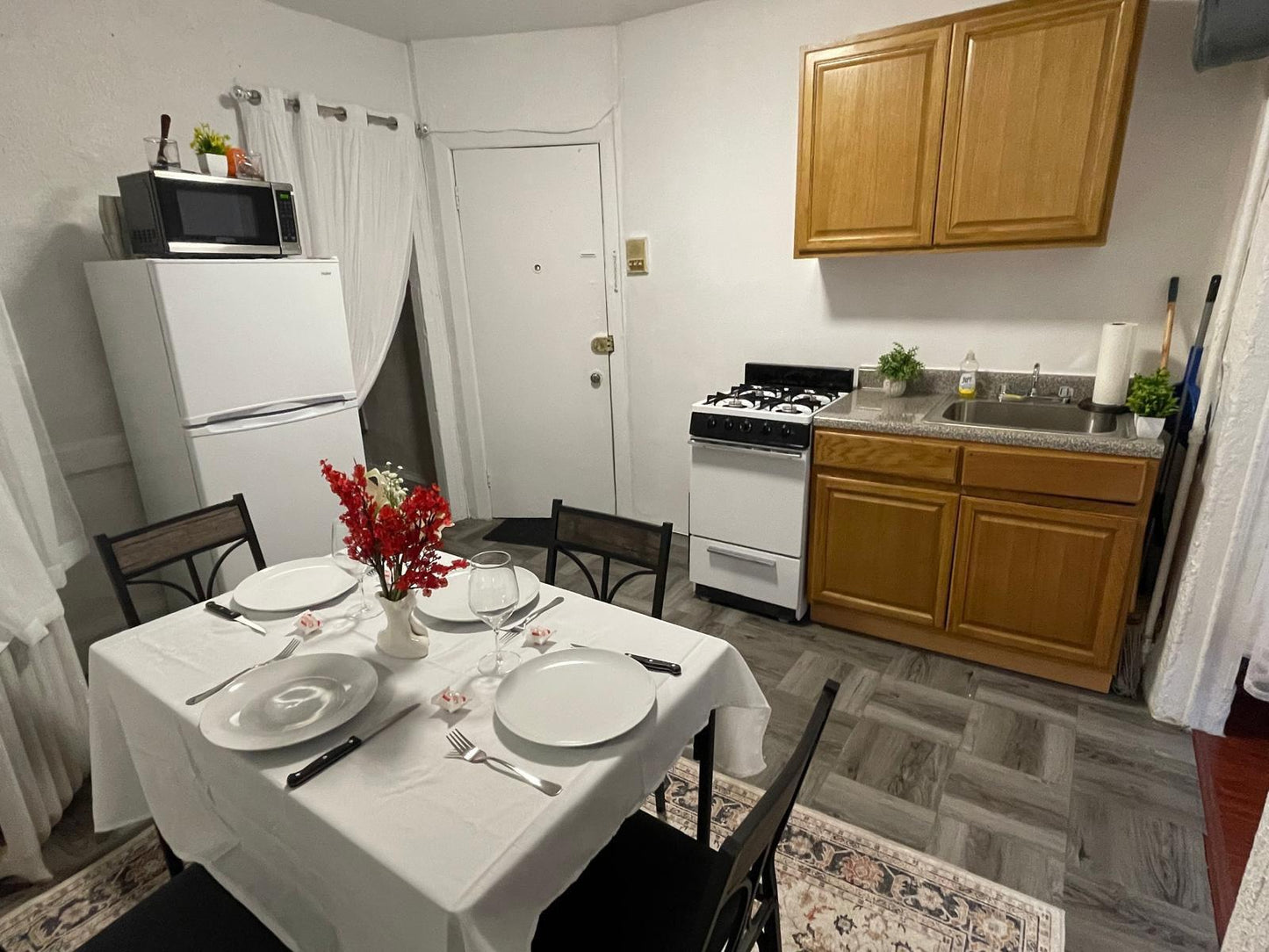 Room for rent in Hell's Kitchen, close to Times Square